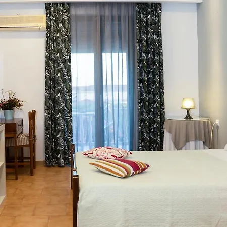 アパートホテル Metsovo ラガナス